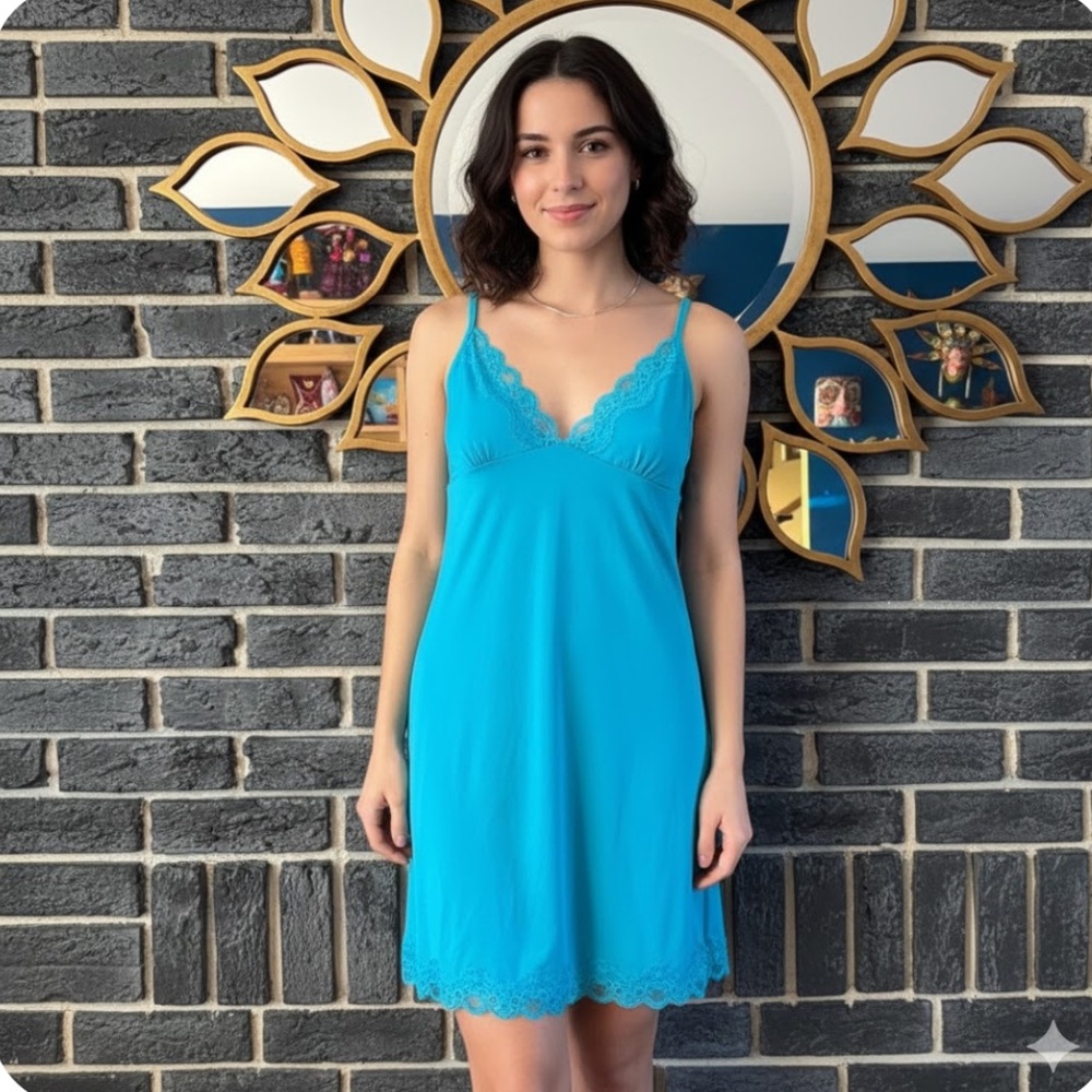 Elegant Blue Lace Trim Chemise